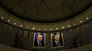 Suriye Devlet Başkanı Beşar Esad ve babası Hafız Esad