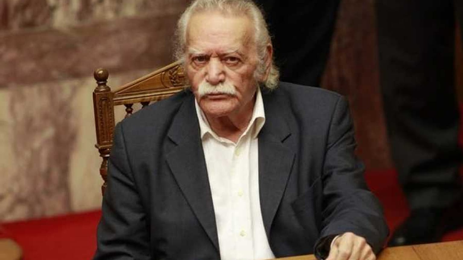 Βελτιώνεται η κατάσταση της υγείας του Μανώλη Γλέζου