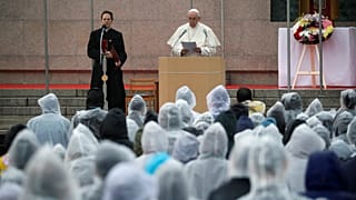 El papa Francisco hace un alegato contra las armas nucleares desde el púlpito en Nagasaki