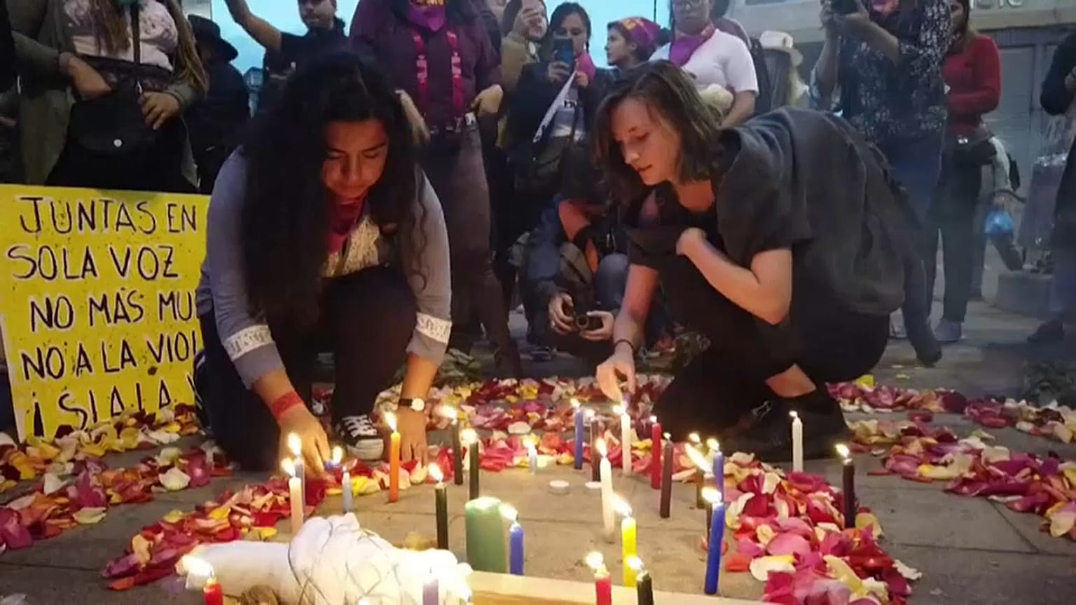 Marcha contra el machismo y los feminicidios en Ecuador