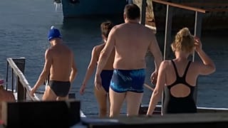 «Моржи» отмечают День моржа