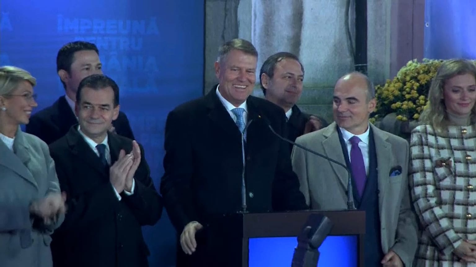 El conservador Iohannis gana las elecciones presidenciales en Rumanía