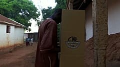 Dados não oficiais apontam para 2ª volta nas presidenciais