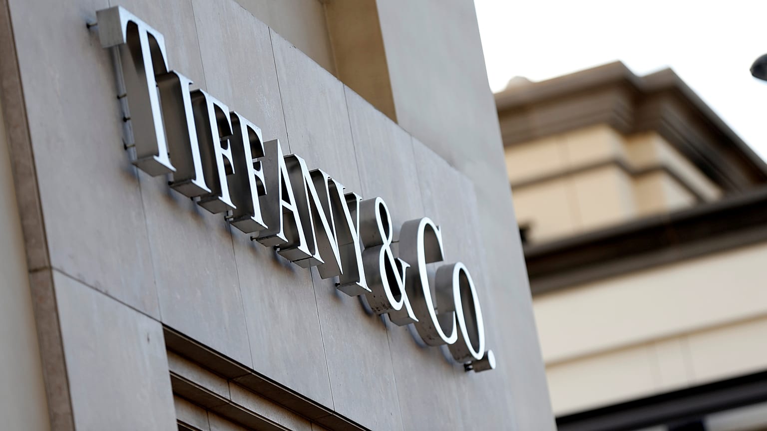 Tiffany : acquisition record pour LVMH