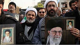 توان نهادهای زیر نظر رهبر ایران برای جبران کسری بودجه دولت چقدر است؟