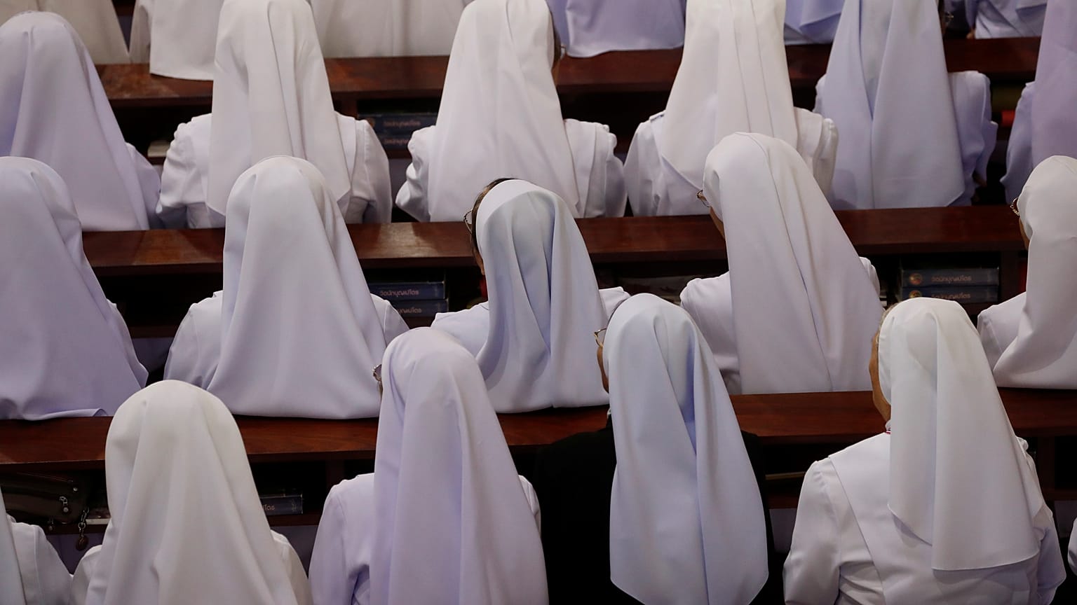 Rahibenin aşkı 400 yıllık manastırın sonunu mu getirdi? 