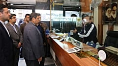 ادامه نوسان نرخ دلار؛ بانک مرکزی ایران صادرکنندگان را متهم کرد