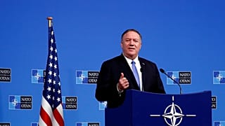 بومبيو يدعو مصر إلى احترام حرية الصحافة واختبار تركيا لمنظومة الدفاع الروسية "مثير للقلق"