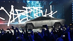 Tesla'nın yeni elektrikli pikap aracı Cybertruck