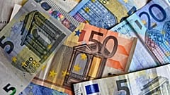 40 statt 20 € - Weihnachtsgeschenk? Geldautomat gibt das Doppelte