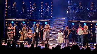 La troupe "Tina - The Tina Turner Musical" fête l'anniversaire de son idole