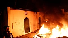 A teheráni befolyás ellen tiltakozva, felgyújtottak egy iráni konzulátust Irakban
