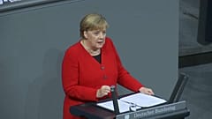 Merkel: Avrupa'nın NATO'ya, NATO'nun da Türkiye'ye ihtiyacı var