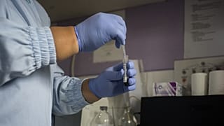 DSÖ: Avrupa'da HIV taşıyan kadınların yarısından fazlası geç teşhis mağduru
