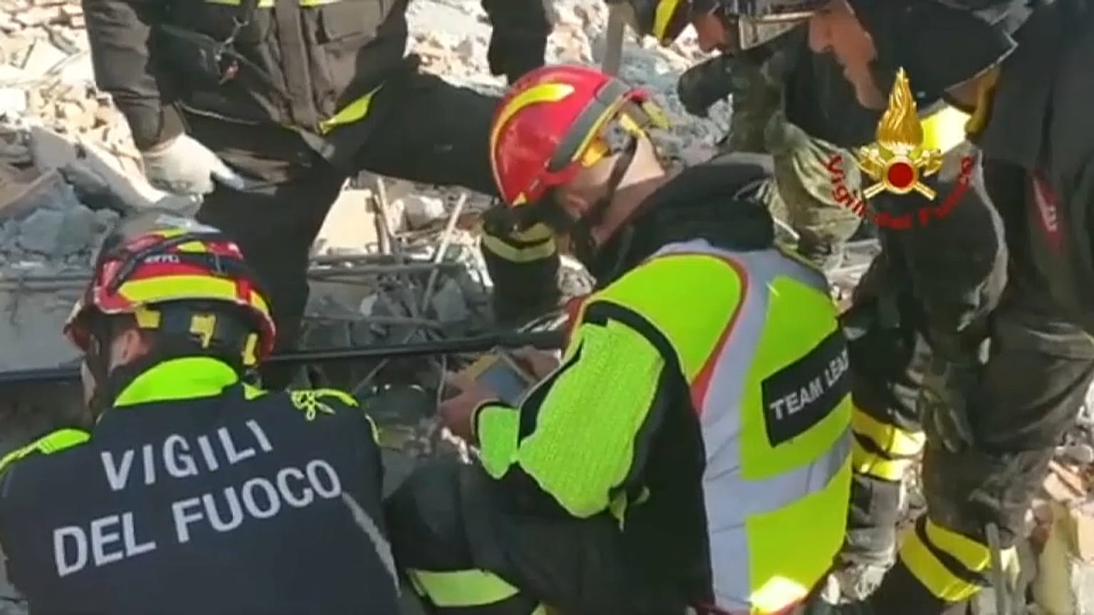 Parola d'ordine in Albania: solidarietà internazionale