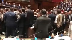 Ρωμαϊκή αρένα η ιταλική βουλή λόγω ESM