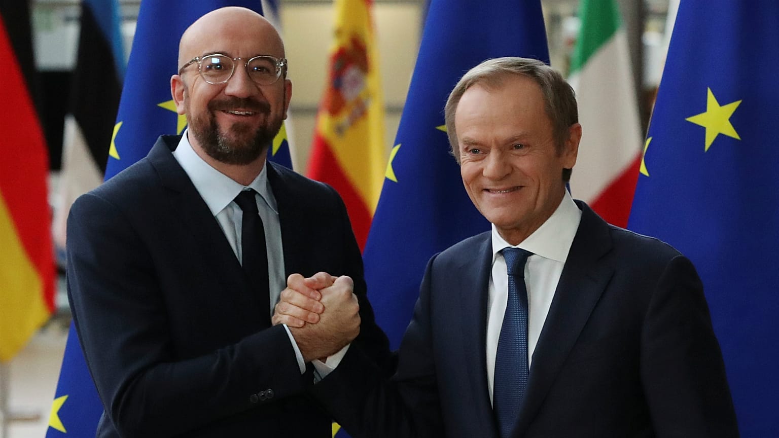 تشارلز ميشيل الرئيس الجديد للمجلس الأوروبي ودونالد توسك الرئيس المنتهية ولايته للمجلس الأوروبي