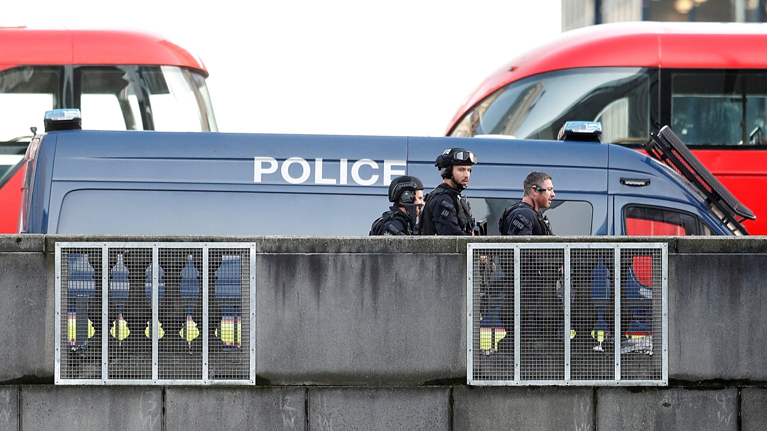Attaque terroriste sur le London Bridge, à Londres : au moins deux morts