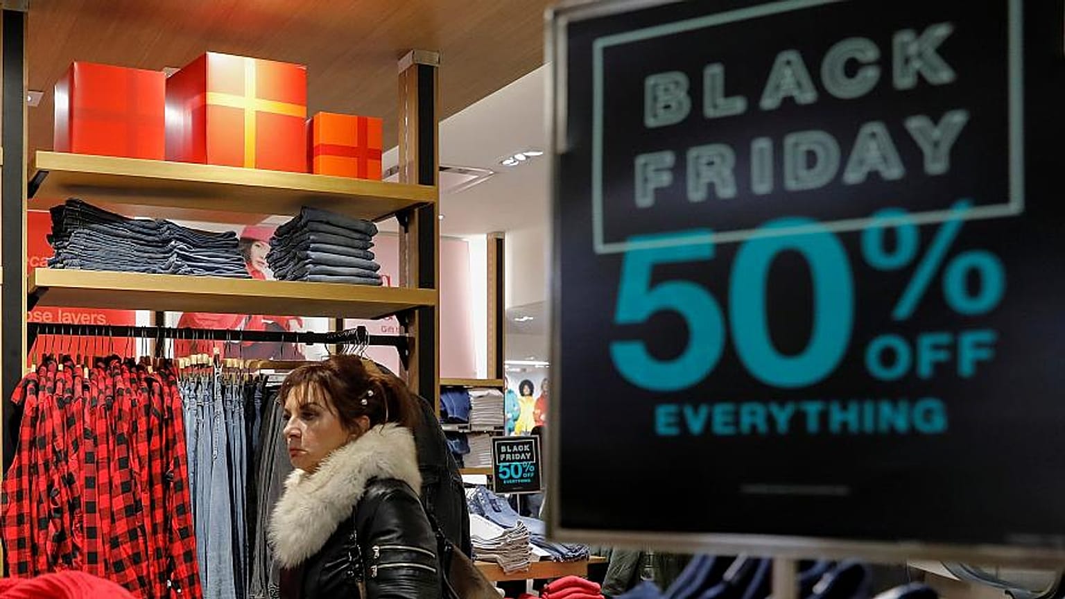 Ist der Black Friday schlecht für die Umwelt? Euronews fragt nach