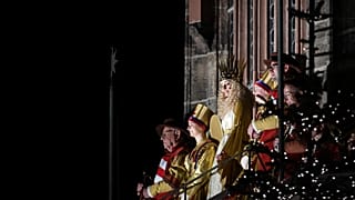 "Christkind" Benigna (17) begeistert Nürnberger