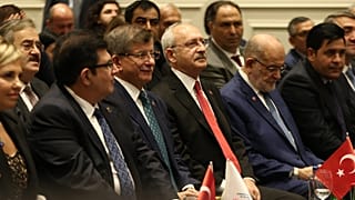 CHP Genel Başkanı Kemal Kılıçdaroğlu, Saadet Partisi Genel Başkanı Temel Karamollaoğlu ve eski başbakanlardan Ahmet Davutoğlu