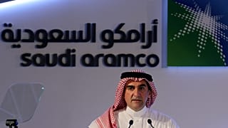 ياسر الرميان، رئيس مجلس إدارة أرامكو السعودية خلال مؤتمر صحفي في الظهران