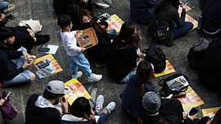 Anti-government demonstrators gather for a lunchtime protest at Chater Garden in Hong Kong, China, December 2, 2019.