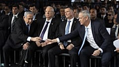 Netanyahu ile Gantz koalisyon konusunda yine anlaşamadı