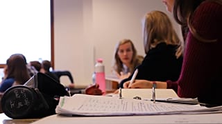 "Pisa-Klatsche": Deutschland fällt zurück - Bildungsungleichheit groß
