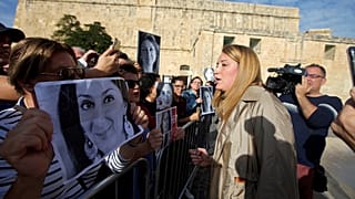 Roberta Metsola Máltán, a vizsgálóbizottság tagjaként