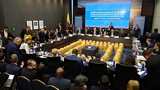 Amerika kıtasındaki 15 ülkeden Venezuela lideri Maduro ve müttefiklerine seyahat yasağı