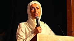 Nihal Olçok, Ahmet Davutoğlu'nun partisinin kurucular kurulunda 