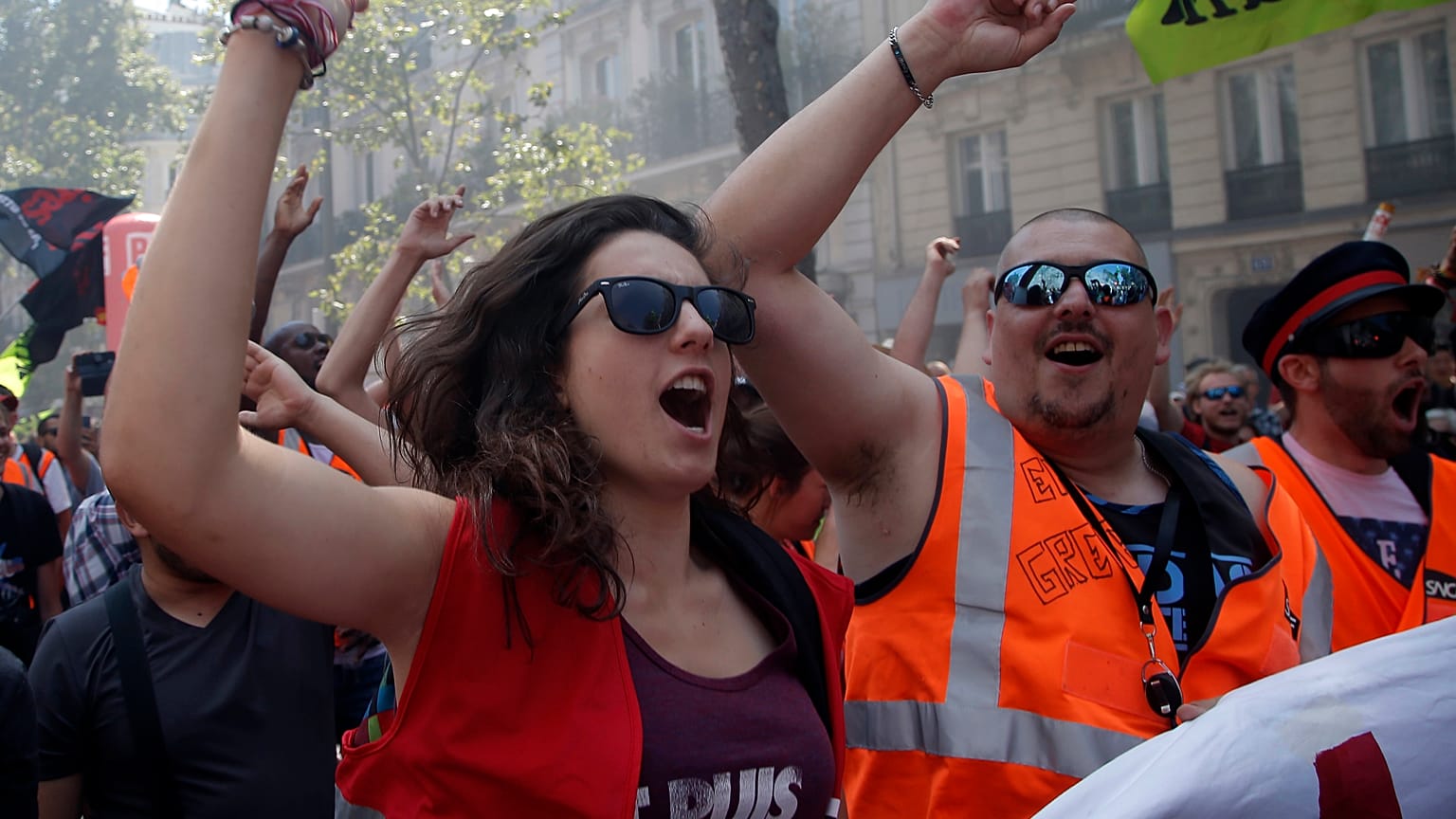 Las protestas ponen a Macron ante un serio examen
