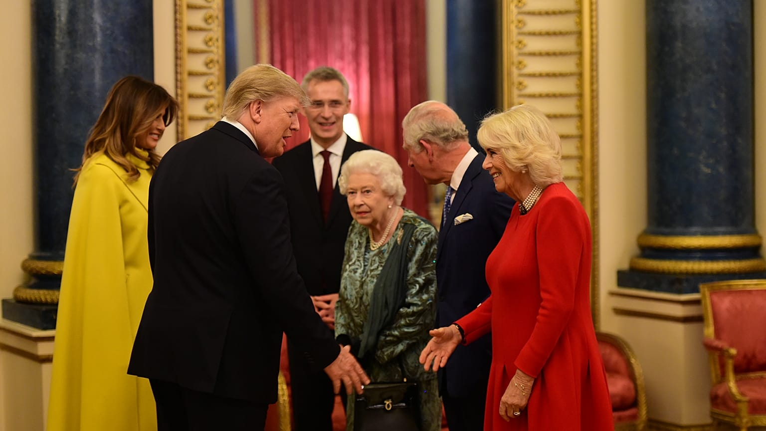 No comment: tüntetők várták Trumpot és Erdoğant a Buckingham-palotánál