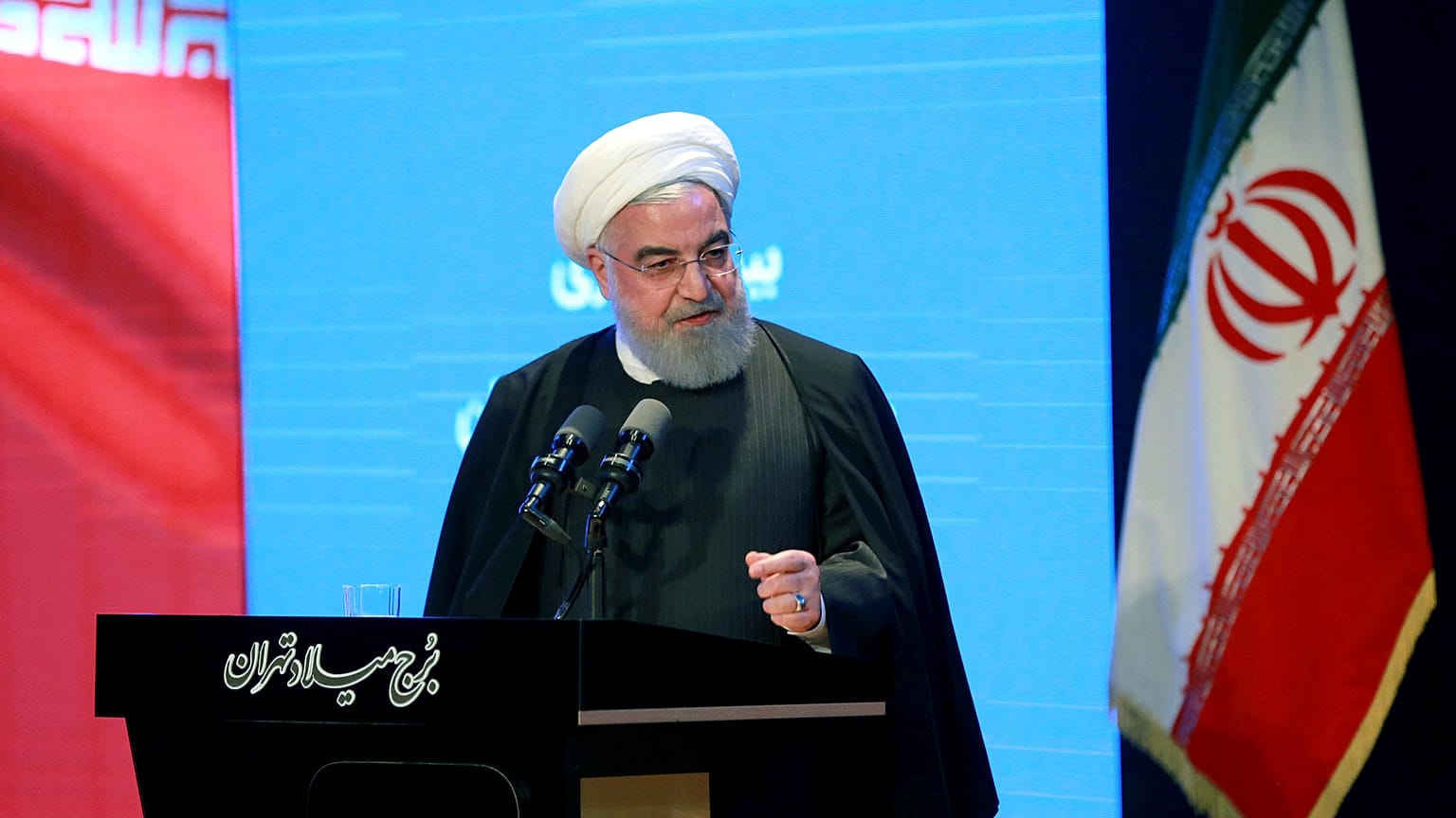 حسن روحانی: اگر تحریم‌ها را کنار بگذارند در سطح سران ۱+۵ مذاکره می‌کنیم
