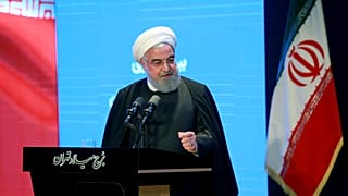حسن روحانی: اگر تحریم‌ها را کنار بگذارند در سطح سران ۱+۵ مذاکره می‌کنیم