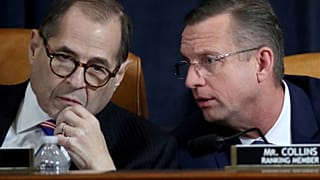 Peritos dizem que Trump cometeu atos passíveis de destituição