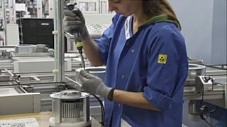 Industrie kappt Produktion - "Rezession nicht abgehakt"