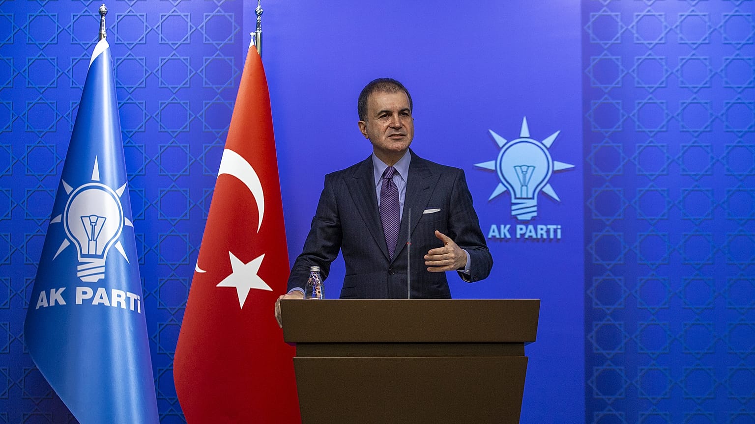 AK Parti Genel Başkan Yardımcısı ve Parti Sözcüsü Ömer Çelik
