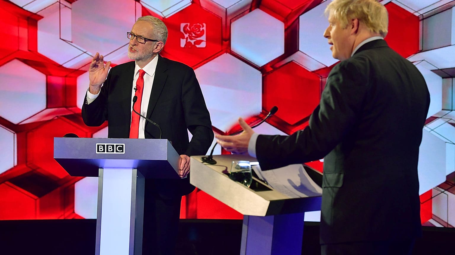 Megvolt az utolsó csörte Johnson és Corbyn között 