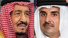 العاهل السعودي سلمان بن عبد العزيز وأمير قطر الشيخ تميم بن حمد آل ثاني في القمة العربية بتونس. 31/03/2019