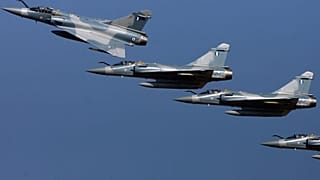 Yunan Mirage jetleri