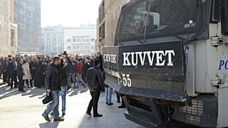 Van'da gösteri ve yürüyüş yasaklandı