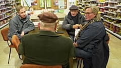 Уголок для одиноких покупателей