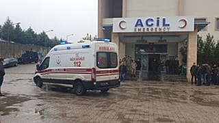 Şırnak'ın İdil ilçesinde el yapımı patlayıcının infilak etmesi sonucu 2 güvenlik görevlisi hayatını kaybetti