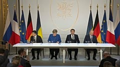 Putin e Zelensky acordam cessar-fogo