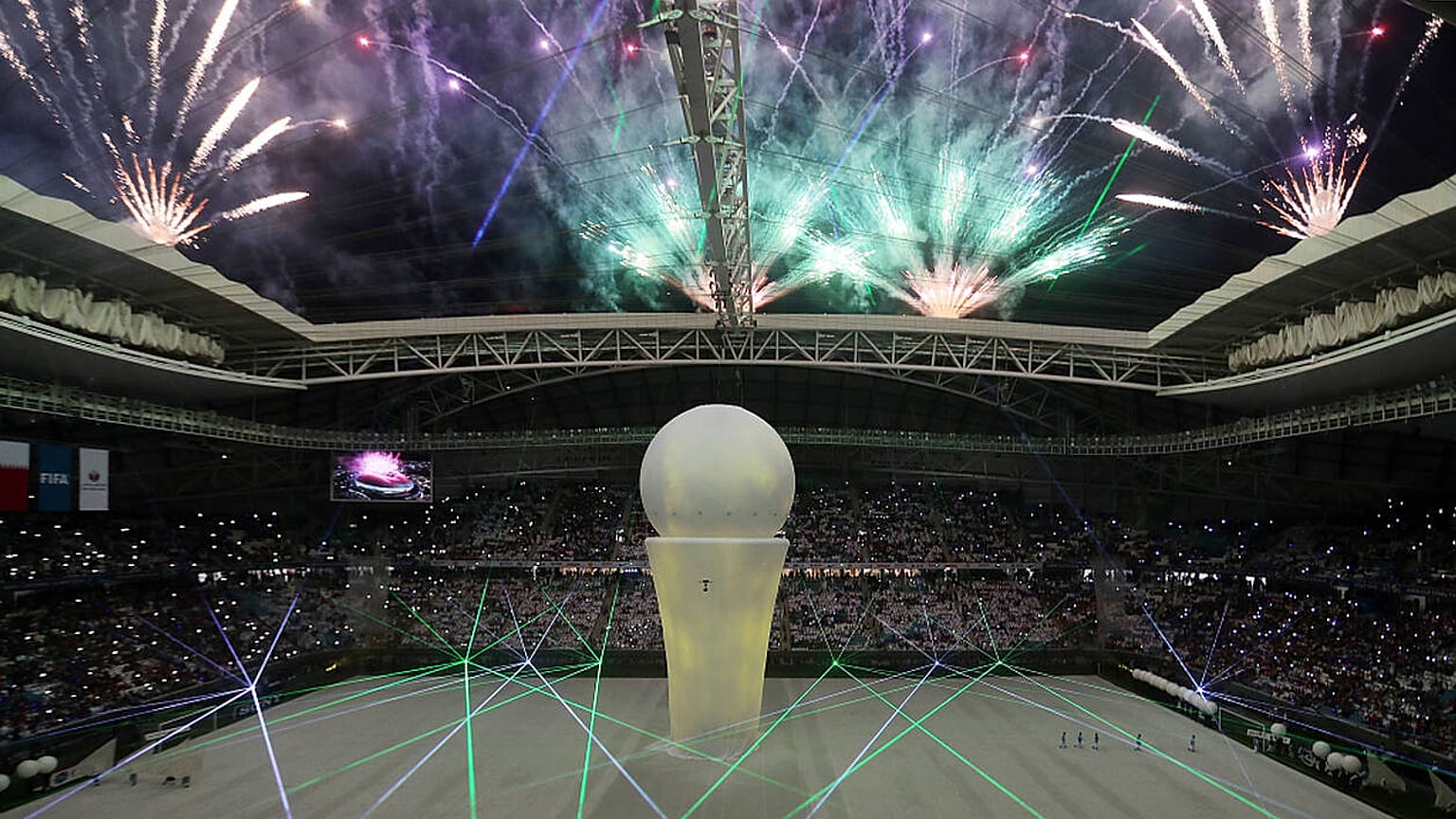 FIFA 2022 icin Katar'ın yeni inşa ettiği stadyum