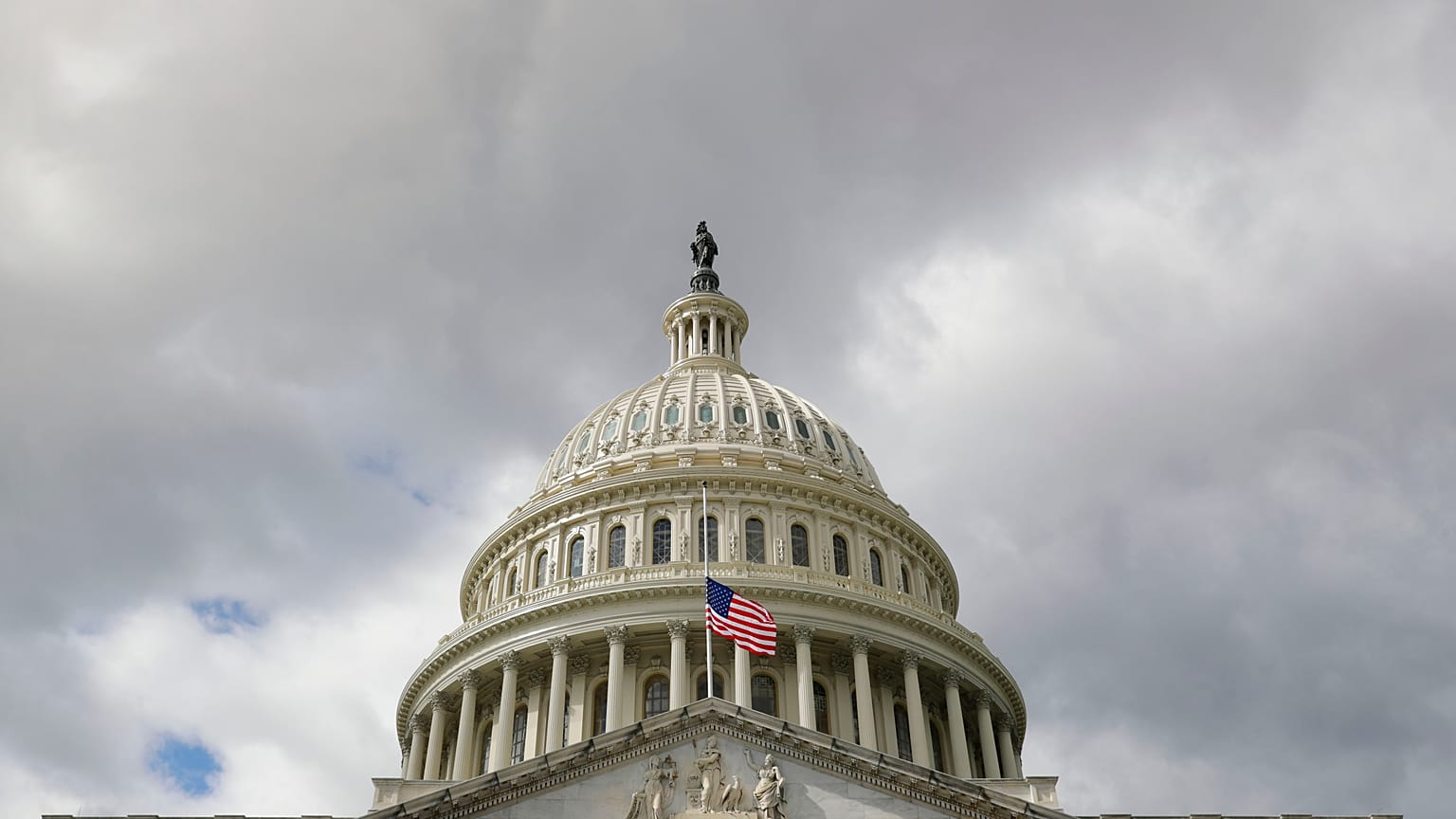 Demokratlar Trump'ın azil gerekçelerini açıkladı