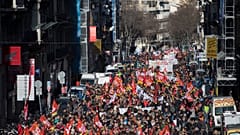 CGT sendika üyeleri Marsilya sokaklarında