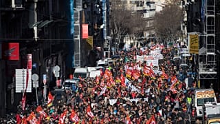 CGT sendika üyeleri Marsilya sokaklarında